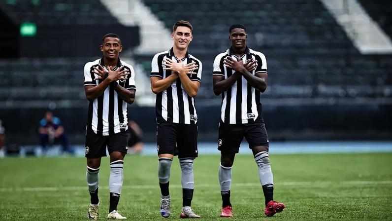 Botafogo venceu o Flamengo por 3 a 0 na semifinal do Estadual Sub-20 (Foto: Arthur Barreto/Botafogo)