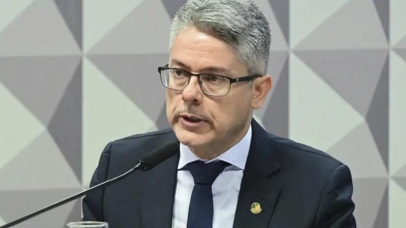 Senador Alessandro Vieira