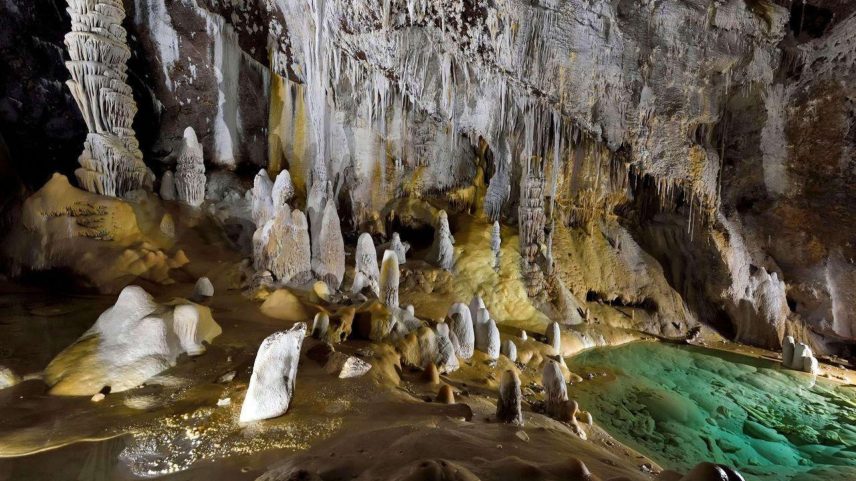 Bactérias de cavernas profundas resistem a quase todos os antibióticos