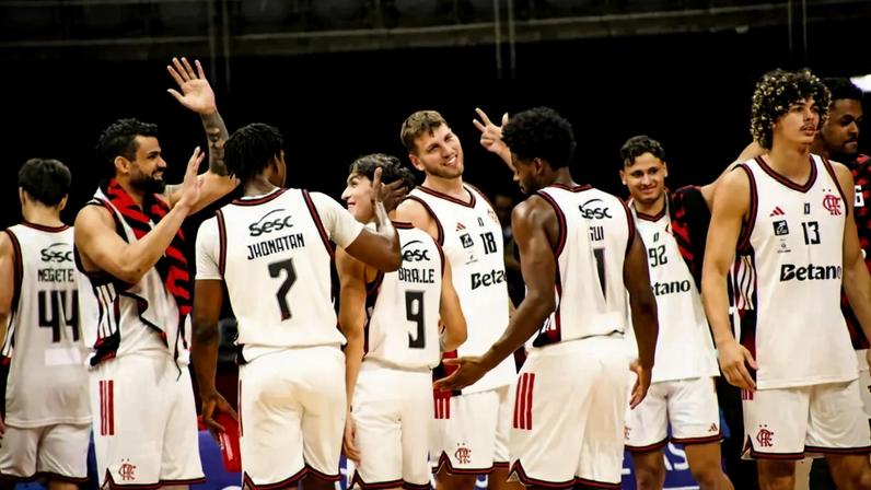 Flamengo enfrentou o Mogi pelo NBB no Maracanãzinho (Foto: Juliana Nascimento / CRF)