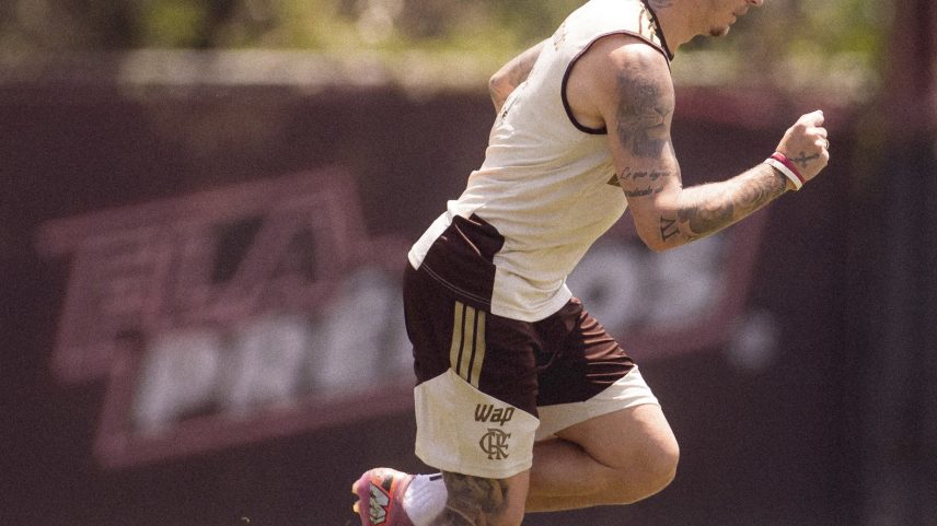 Samuel Lino é o ponta com mais jogos como titular com Jardim no Flamengo — Foto: André Durão