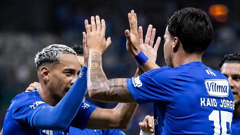 Matheus Pereira e Kaio Jorge (Foto: Gustavo Aleixo/Cruzeiro)