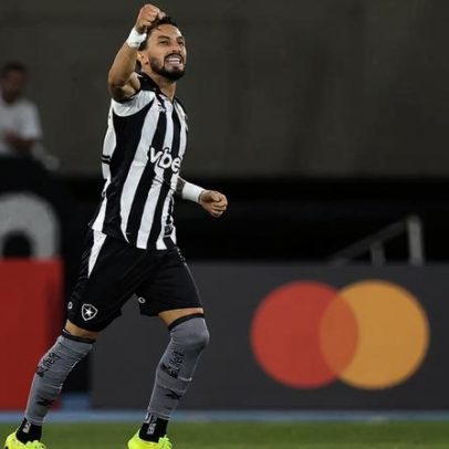 Botafogo: Alex Telles retorna contra o Racing; veja relacionados