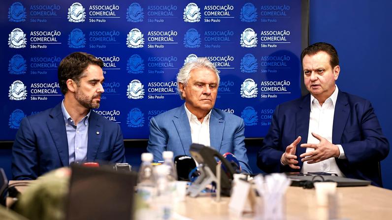 Presidente do PSD, Gilberto Kassab, insistiu que o partido será a terceira via destas eleições (Foto: Mauricio Tonetto/Governo do RS)