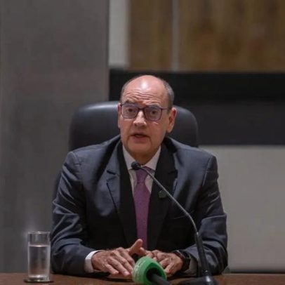 Governo do Rio faz exonerações em massa, pente-fino em contas e mudanças em cargos