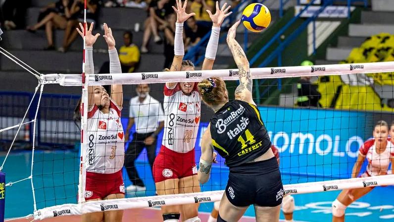 Payton Caffrey em Praia Clube x Tijuca pela Superliga Feminina 25/26 (Foto: Bruno Cunha)