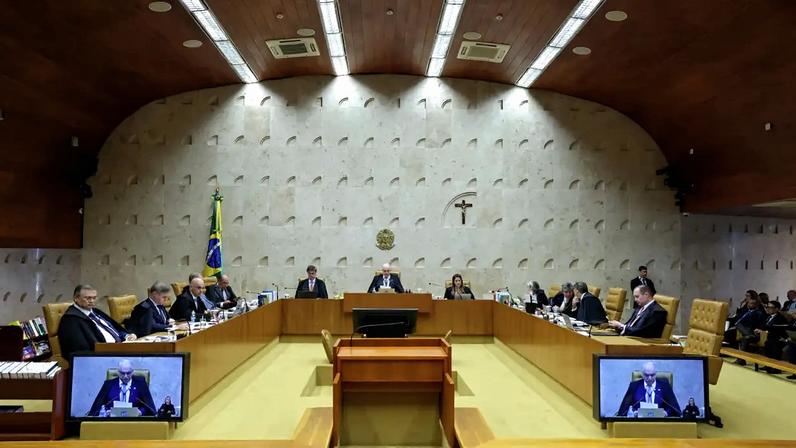 Plenário do STF durante julgamento