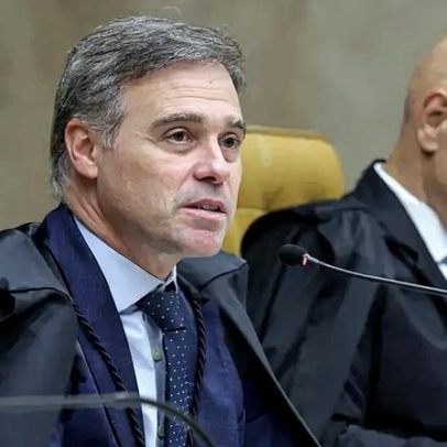 Mendonça interrompe julgamento que pode condenar Eduardo Bolsonaro