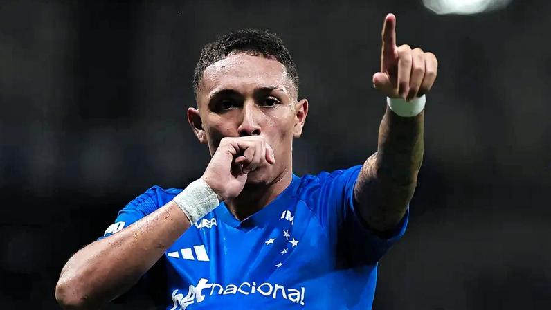 Kauã Moraes diz que estudo do ex-Flamengo o ajudou no Cruzeiro