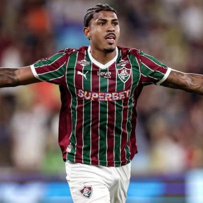 Fluminense vence Corinthians no Maracanã e assume vice-liderança do Brasileirão