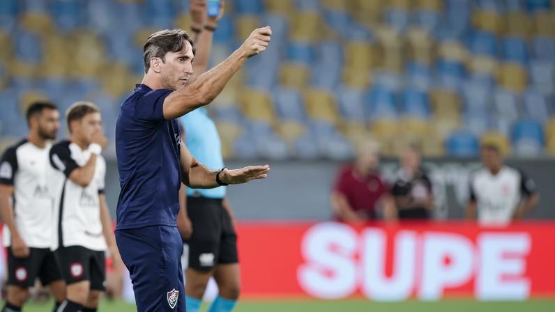 Zubeldía em Fluminense x Corinthians — Foto: Marcelo Gonçalves / Fluminense FC