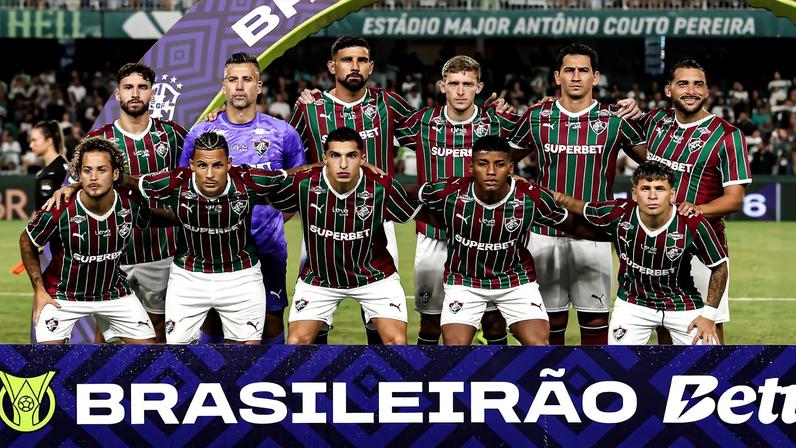 Fluminense posado antes do jogo contra o Coritiba — Foto: LUCAS MERÇON / FLUMINENSE F.C.