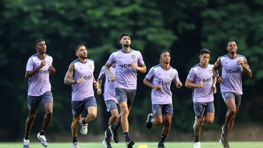 Botafogo em treino no CT Lonier (Foto: Vítor Silva/Botafogo)