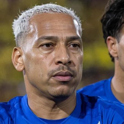 Matheus Pereira elogia postura do Cruzeiro na estreia da Libertadores