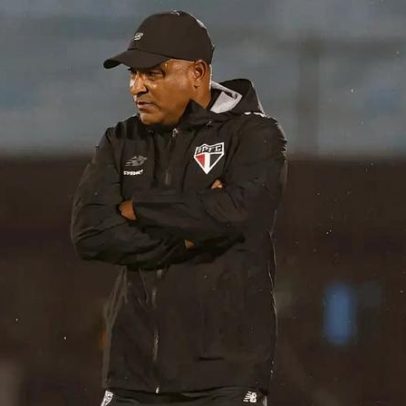 São Paulo enfrenta Vitória com quatro desfalques na escalação