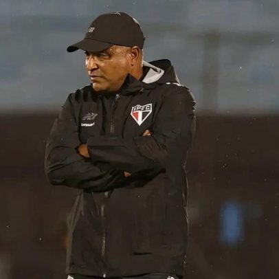 Roger Machado detalha estratégia para uso da base do São Paulo