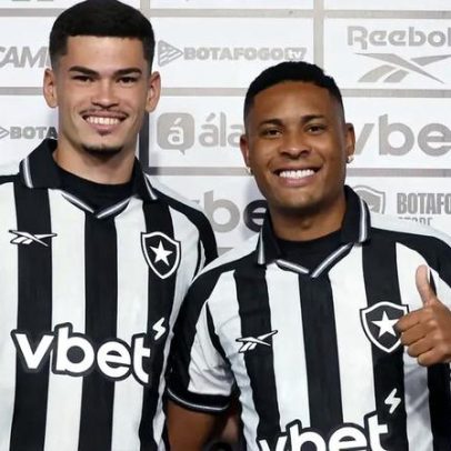 Caio Roque e Anthony são apresentados pelo Botafogo e celebram oportunidade