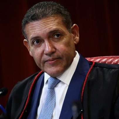 Nunes Marques assume presidência do TSE
