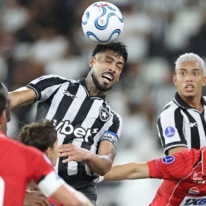Barboza cita interferência externa em momento do Botafogo