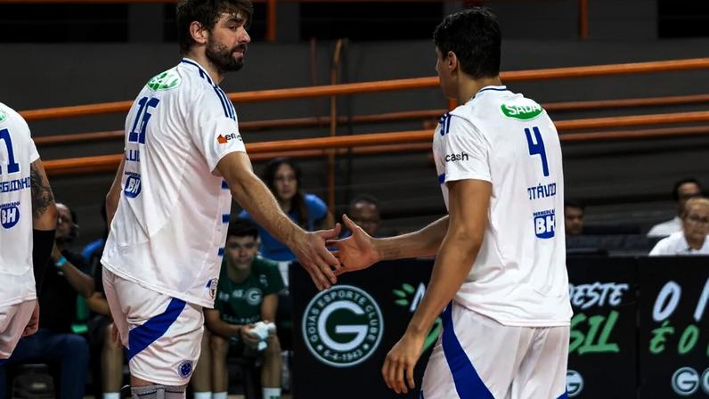 Lucão e Otávio, centrais do Sada Cruzeiro (Foto: Karen Yohanna)