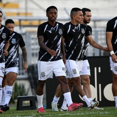 Elenco da Ponte deixa hotel em protesto por salários atrasados antes do jogo da Série B