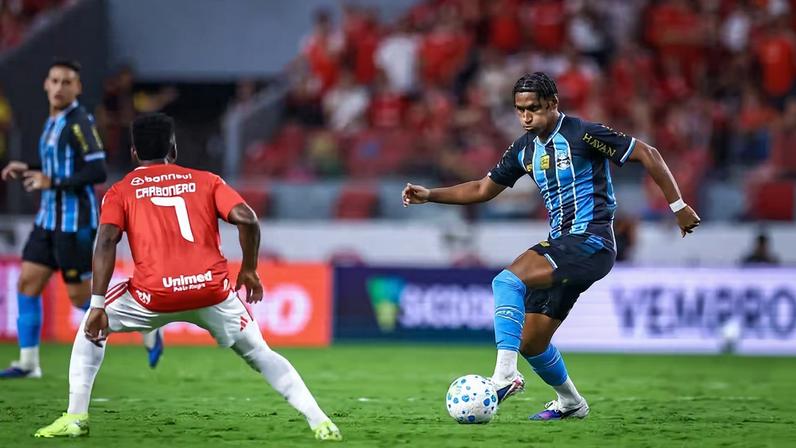 Grenal de péssimo nível deixa arquirrivais na 'segunda página' da tabela