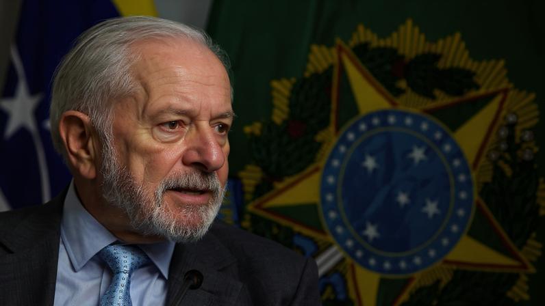 Por que aumento de salário nem sempre chega ao bolso dos brasileiros