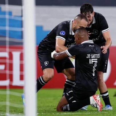 Botafogo vence o Racing fora de casa com gol de Danilo nos acréscimos