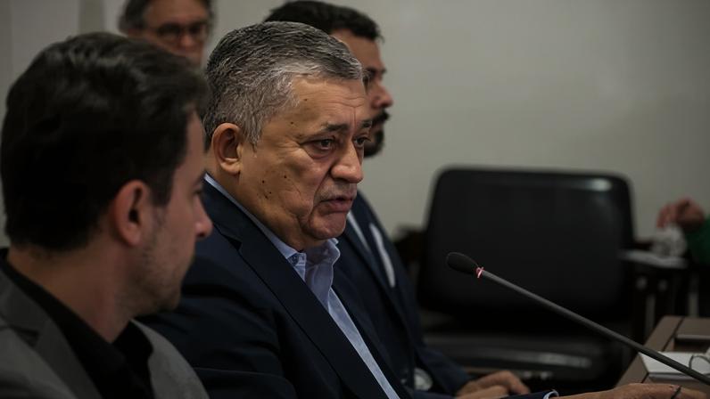 Ministro de Estado Chefe da Secretaria de Relações Institucionais da Presidência da República (SRI), José Guimarães, durante café da manhã com jornalistas no Palácio do Planalto