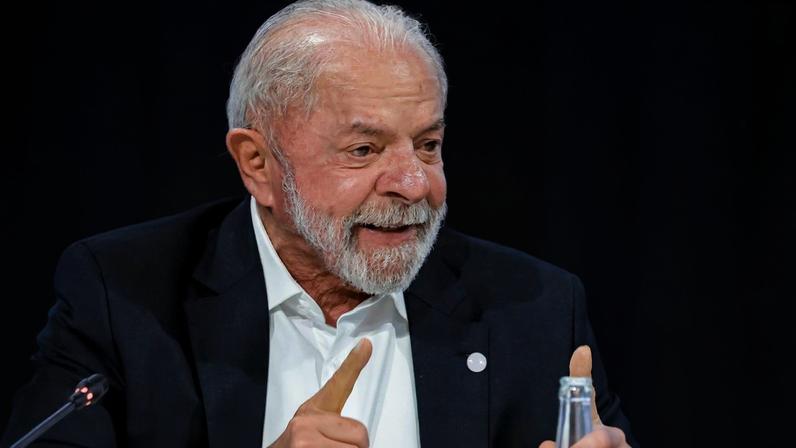 18.04.2026 – Presidente da República, Luiz Inácio Lula da Silva, durante 4.ª Reunião de Alto Nível do Fórum em Defesa da Democracia. Feira de Barcelona, Espanha.
