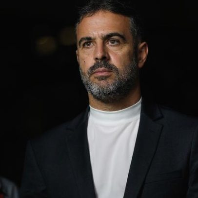 Artur Jorge elogia postura do Cruzeiro diante do Grêmio e serenidade