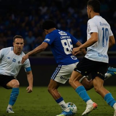 Titular do Cruzeiro revela inspiração em ídolo do Corinthians