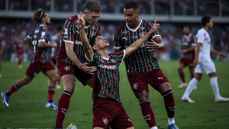 Fluminense venceu o Santos de virada na Vila Belmiro (FOTO: LUCAS MERÇON / FLUMINENSE F.C)