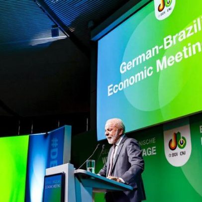 Lula fala em reciprocidade após expulsão de delegado dos EUA