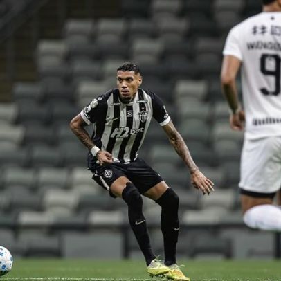 Cassiera abre o placar para o Atlético-MG contra o Ceará