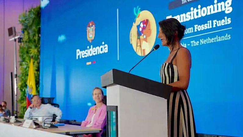 Irene Vélez-Torres, Ministra do Meio Ambiente e Desenvolvimento Sustentável da Colômbia, fala na 1ª Conferência sobre a Transição Para Longe dos Combustíveis Fósseis