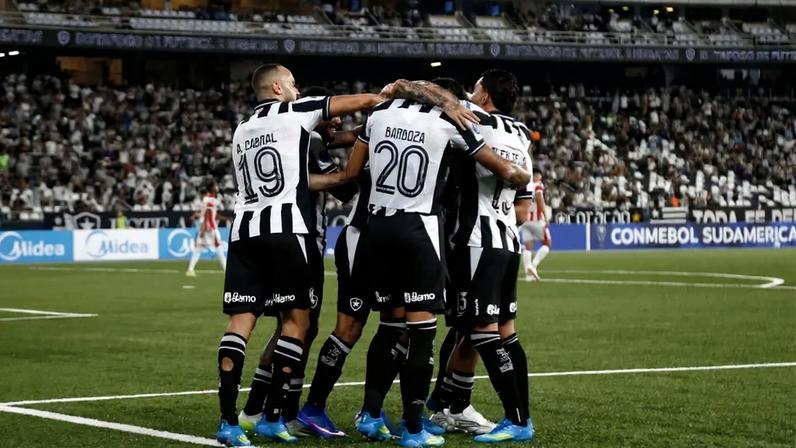 Botafogo venceu o Independiente Petrolero no Nilton Santos (Foto: Vítor Silva/Botafogo)