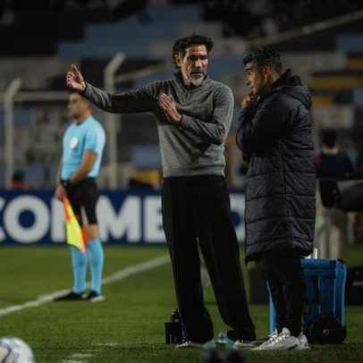 Domínguez muda tom após derrota do Atlético-MG e evita apontar culpados