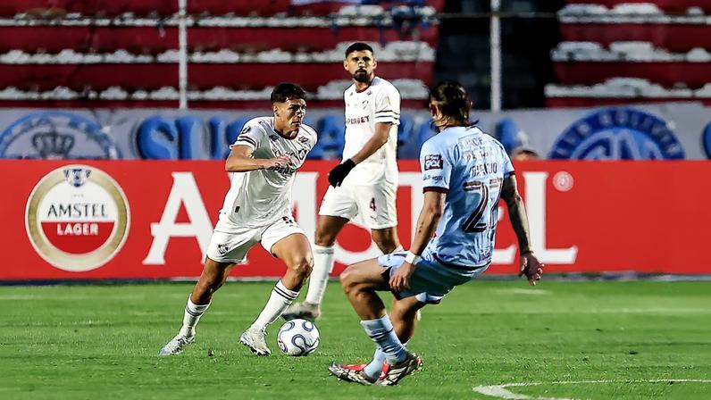 Bernal, em Bolívar x Fluminense, pela Libertadores — Foto: Divulgação: Lucas Merçon / Fluminense
