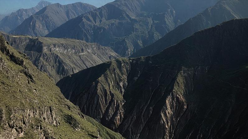 Cânion do Colca, o mais profundo do mundo, atrai visitantes