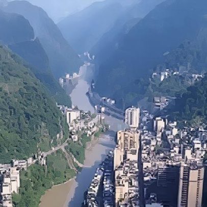 Vida na cidade mais estreita do mundo, desafios e curiosidades