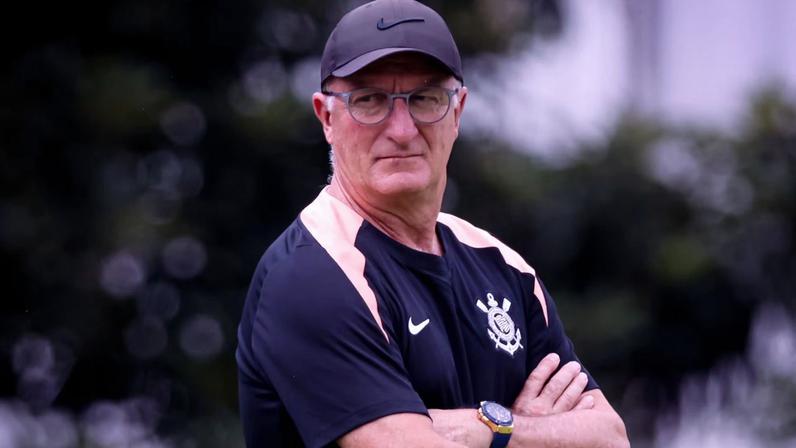 Dorival Júnior se pronunciou pela primeira vez após demissão