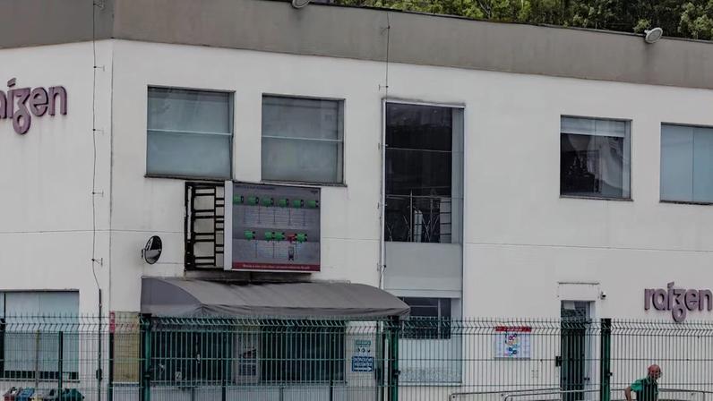 Negociação ocorre após pedido de reestruturação extrajudicial da companhia, que soma cerca de R$ 65 bilhões em dívida.