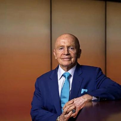 Mark Mobius, investidor pioneiro em mercados emergentes, morre aos 89