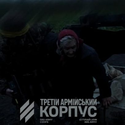 Robô militar salva idosa de ataque de forças russas na Ucrânia