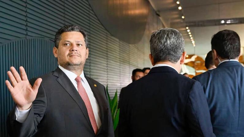 O presidente do Senado, Davi Alcolumbre (União-AP)