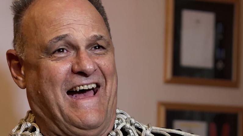 Antes de morrer, Oscar Schmidt revelou cura de câncer no cérebro e revelou momento especial com Papa Francisco: 'Botou a mão na minha cabeça e falou...'.