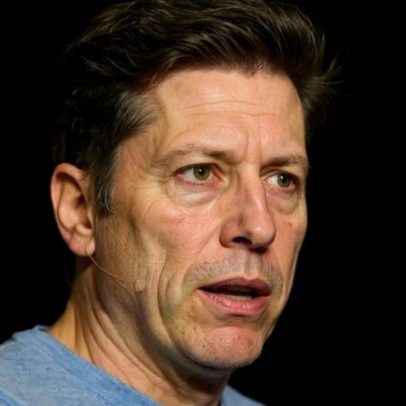 Elon Musk e Sam Altman em disputa sobre o futuro da OpenAI