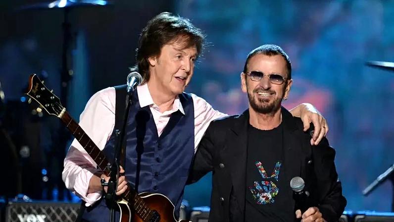 Paul McCartney e Ringo Starr (Kevin Winter/Getty Images)