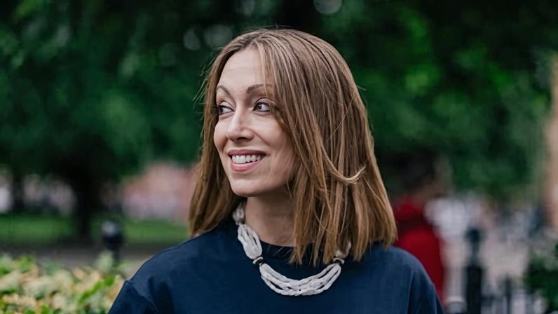 Devotions, de Lucy Caldwell, contos assustadores, apaixonantes e reconfortantes